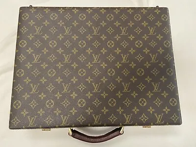 LouisVuitton Mono BriefcaseTrunk • $1400