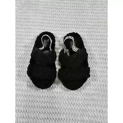 Ugg Fluff Sandals Toddler Girls 10 • $15