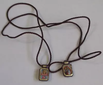 Vtg Small Brown Plastic Color Print Scapular Virgin Mary Jesus O.L. Of Guadalupe • $5