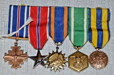 U.S. Army WWII 5 Medals Group/ Cluster - Original Period Medals • $110.28