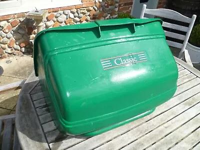Qualcast Classic 43s Grass Box. • £38.99