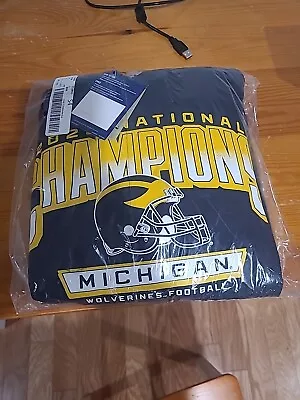 Champion Reverse Weave Michigan Wolverines National Champions Mens L Hoodie NWT • $50