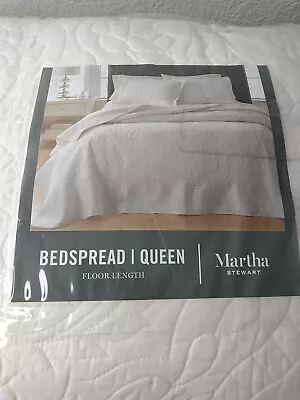 New Martha Stewart Lush Embroidery Ivory QUEEN Bedspread  • $120