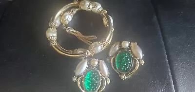 Vintage Bracelet & Faux Pearl Crystal GREEN GLASS Earrings BEAUTIFUL LOT • $29.99