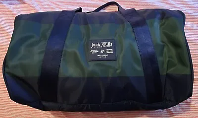 £30 • Buy Men’s Navy Blue & Green Jack Wills Gym/Holdall. Bag Only-No Toiletries Included
