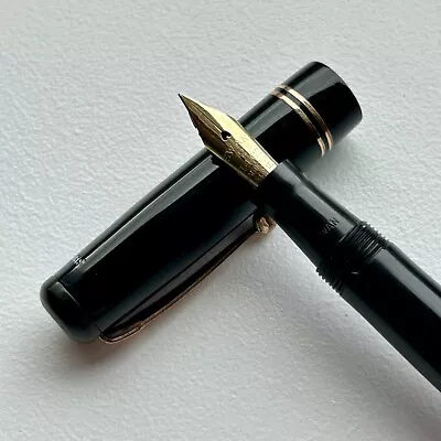 Swan Leverless Fountain Pen - Serviced • £75