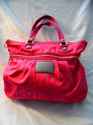 $128.81 • Buy Coach Poppy Storypatch Pink Glam Tote 15301 ***Limited Edition***