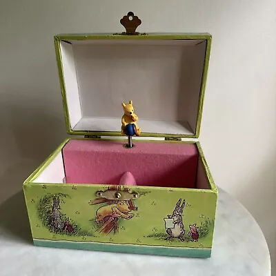 Vintage Winnie The Pooh Jewelry Music Box Disney Linden “Classic Pooh” • $5.50