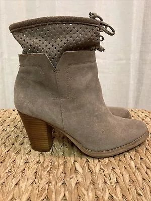 Crown Vintage Clifton Sandy Brown Leather Ankle Heel Boot Bootie Womens Size 8M • $17.99