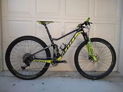 Mountain Bike • $2800