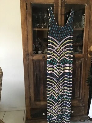 $8 • Buy Tigerlily Size 6 Maxi Dress
