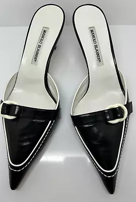 Manolo Blahnik 41 Black & White Buckle Mule 2.25  Kitten Heel 10.5 US Excellent! • $200