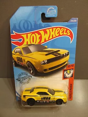 Hot Wheels Muscle Mania ’18 Dodge Challenger SRT Demon • $1.85