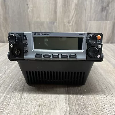 Motorola XTL 5000 800mhz Digital P25 Mobile Radio M20URS9PW1AN • $179.99