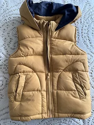 Baby  Gilet Jacket Size 9-12 Months Good Condition • £3
