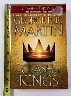 A Clash Of Kings: A Song Of Ice And Fire By George R.R. Martin Trade Paperback • $9.95