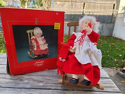 MRS CLAUS VTG ANIMATED CHRISTMAS 18  ROCKING CHAIR KNITTING Works Needs TLC🎥✔️ • $21.46