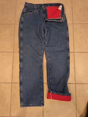 Wrangler Rugged Wear Red Fleece Lined Blue Denim Jeans 33x32  • $19.90