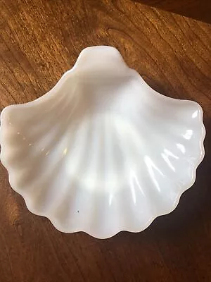 Vintage Milk Glass Shell Candy Dish Soap Dish Trinket Cottage 7” Granny Core • $12.99