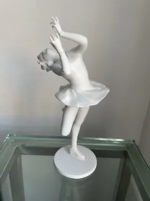 Kaiser Collectible Figurine “Figure Skating Girl” • $115