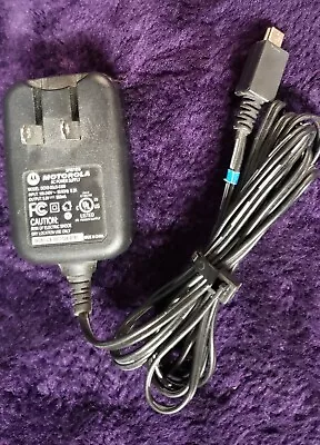 (OEM) Motorola Cell Phone Wall Charger Model: DCH3-05US-0300 / SPN5185B • $10