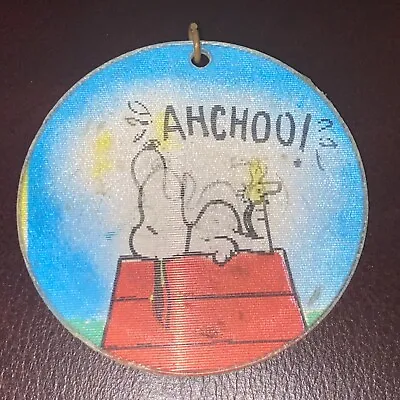 Vtg United Feature Syndicate Snoopy & Woodstock Lenticular Keychain Pendant • $9.95