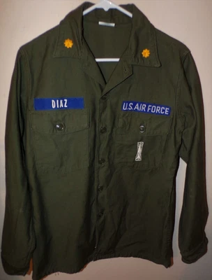 $24.99 • Buy VIETNAM WAR USAF MAJOR'S FATIGUE SHIRT - THEATER MADE INSIGNIA - 15 1/2 X 35
