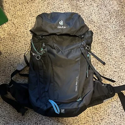 Deuter Trail 34 SL -Graphite • $80