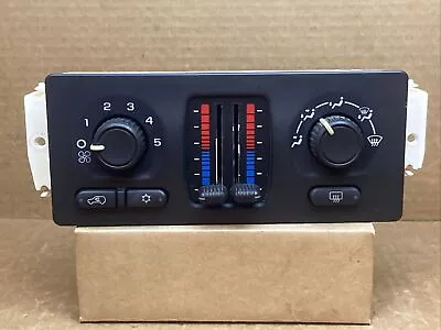 03-06 Silverado Sierra Tahoe Yukon Manual Dual Climate Control W/ Defog 10370034 • $70.95