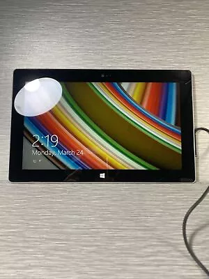 Microsoft Surface 1572 Tablet 32GB Windows RT  *READ* • $34.95