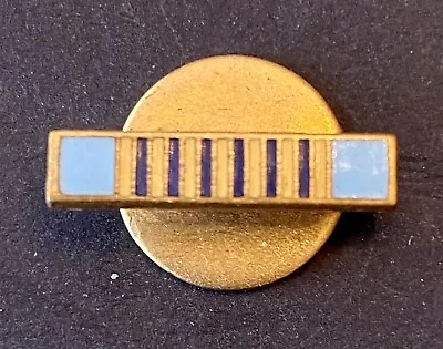 Cold War / Vietnam War Vintage US Air Force  Airman’s Medal Award USAF Lapel Pin • $19.99