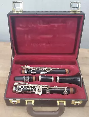 Buffet Crampon E11 Wood Bb Professional Soprano Clarinet With Case Used • $202.50