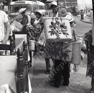 A18  Original Negative 1974 Mexico Cuernavaca Street Vendor 985a • $9.25