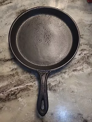 Early 1900's Fancy Handled Cast Iron Round Griddle #7 W/ Heat Ring. Restored • $45