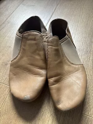 Tan Jazz Shoes Size 4 • £0.99