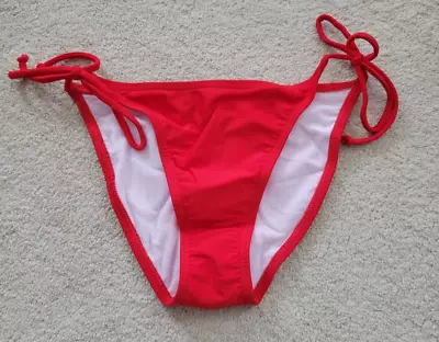 NWOT Women's Bayside Basic Red Tie Side Bikini Swim Bottom Sz Medium Modcloth • $11.99