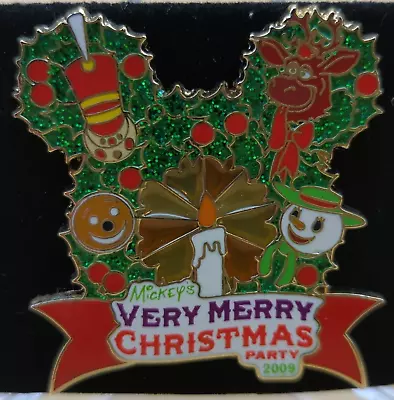 2009 WDW - Mickeys Very Merry Christmas Party LOGO WREATH PIN 73786 LE • $8.27