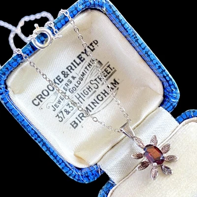 £15 • Buy Vintage Sterling Silver Natural Garnet Pendant Necklace Delicate Floral Themed
