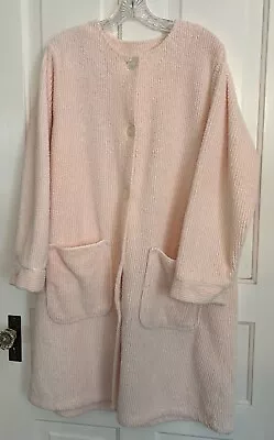 WOMEN'S Vtg CHENILLE Pink BATHROBE/Housecoat Large Tags Cut Off Button • $32.99