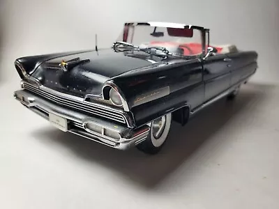 Sun Star 1956 Lincoln Premiere Convertible 1:18 Scale Diecast Model Car Black • $129.95