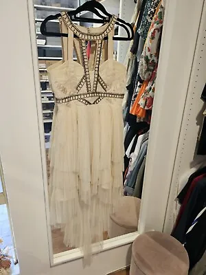 $50 • Buy Lucette Ethereal Dress Size 8/10