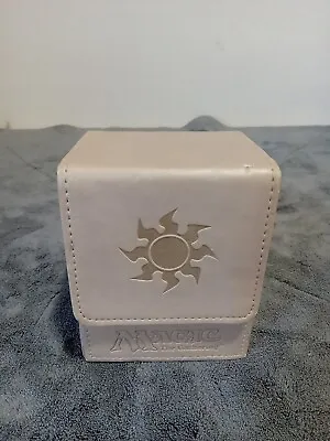 Ultra Pro MTG Magic The Gathering Leather Flip Deck Box Tan Vintage Card Case • $29.99