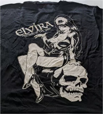 Elvira Mistress Of The Dark Graphic Cotton TShirt • $16.14