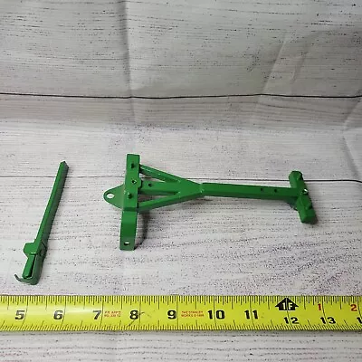 Ertl 1/16 Scale John Deere Trailer Frame And Tongue - PARTS • $15.99