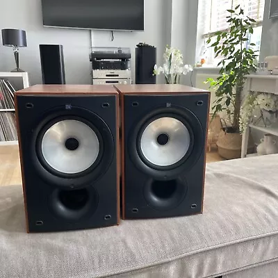 Kef Q15.2 Bookshelf Speakers • £89.99