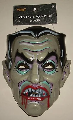 NEW VINTAGE Dracula Vampire PLASTIC HALF MASK CLASSIC STYLE HALLOWEEN SPIRIT • $25.99