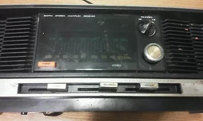 Vintage Lloyd's Radio Model No RR-6777 • $24.95