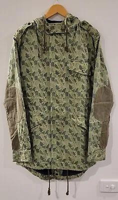 Vanishing Elephant Coat - Jacket - Camo Winter - From General Pants - Deadstock • $99