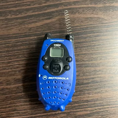 Single Motorola Talkabout T5100 14 Channel Walkie Talkie No Antenna Cover • $9.40