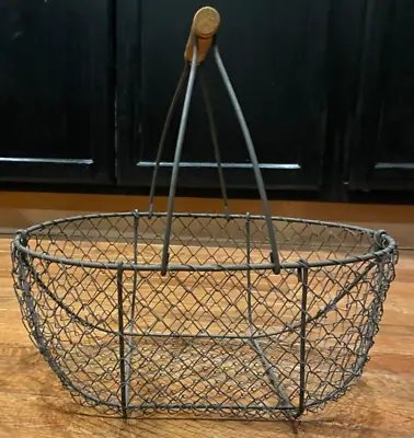 VTG French Wire Farm Basket W Wood Handle Egg Oyster Fruit Vegetable Pannier MCM • $59.99